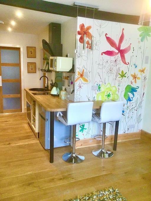 Henwick House Beautiful Flat,Private Parking, Short Walk To Town Apartamento Ludlow Exterior foto